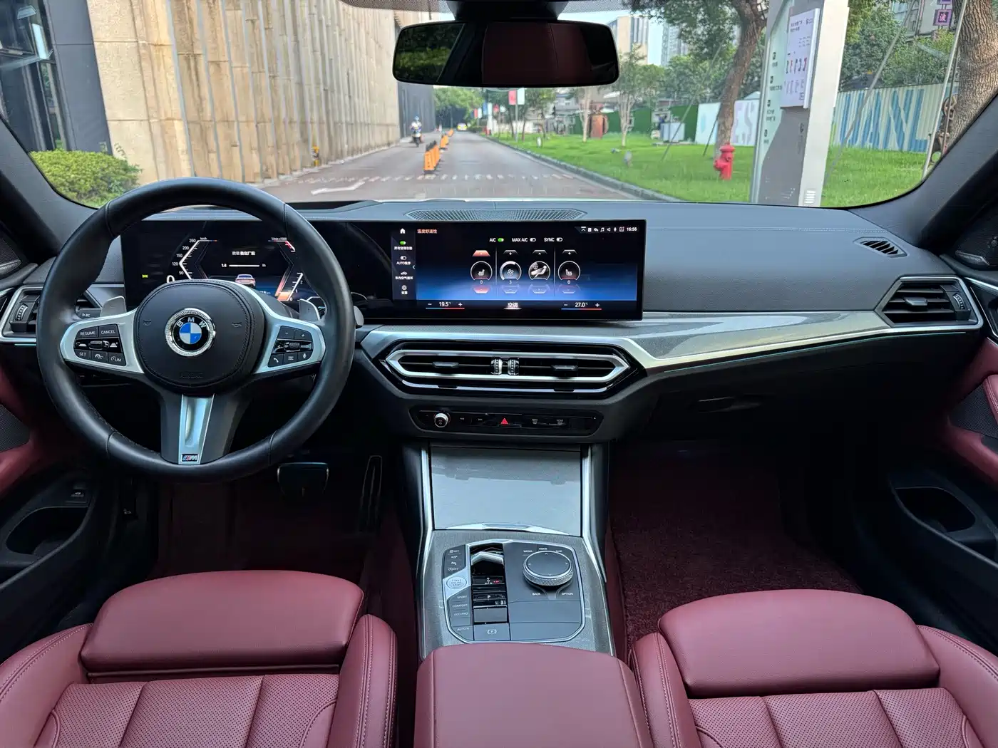 BMW 4 Series 2023 425i M Sport Shadowline Package фото 4