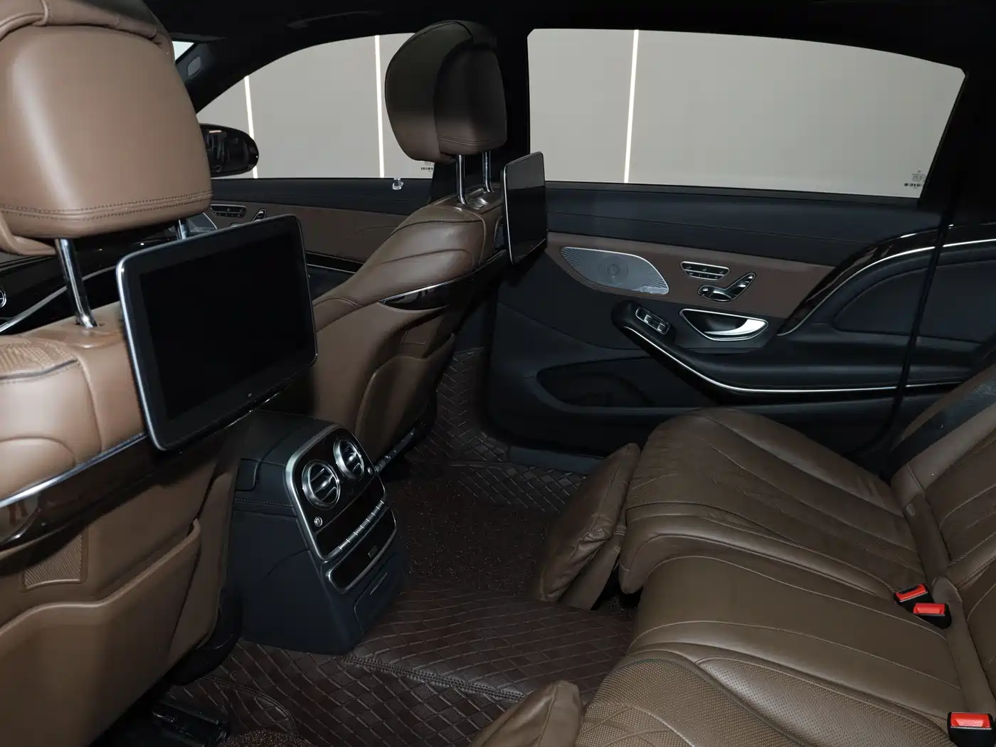 Mercedes-Benz Maybach S-Class 2018 S 450 4MATIC фото 28