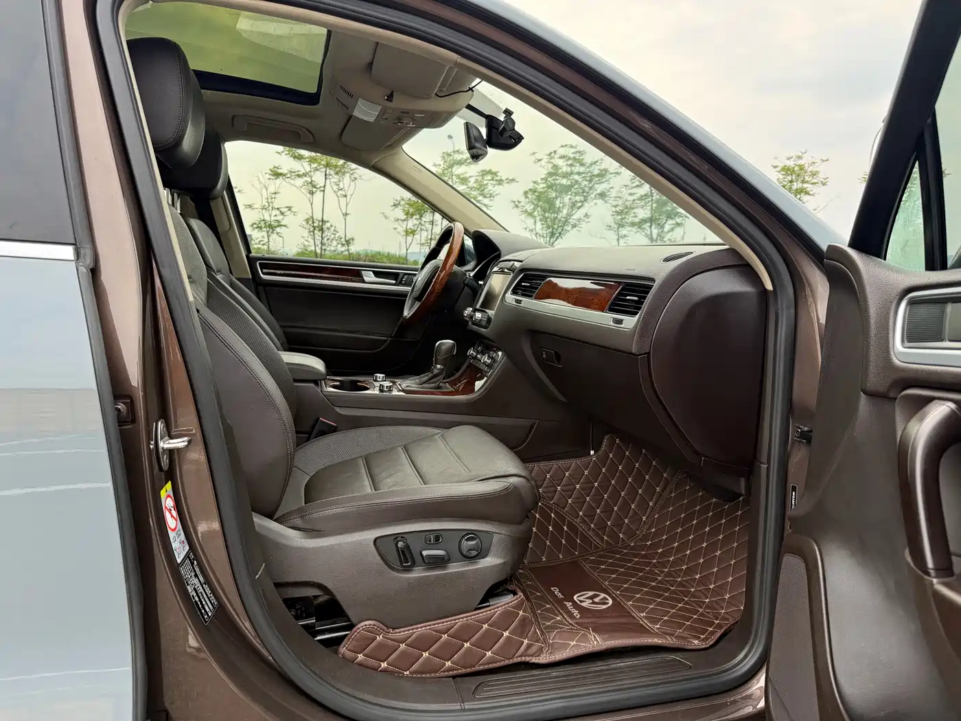Volkswagen Touareg 2011 3.0TSI Comfort фото 14