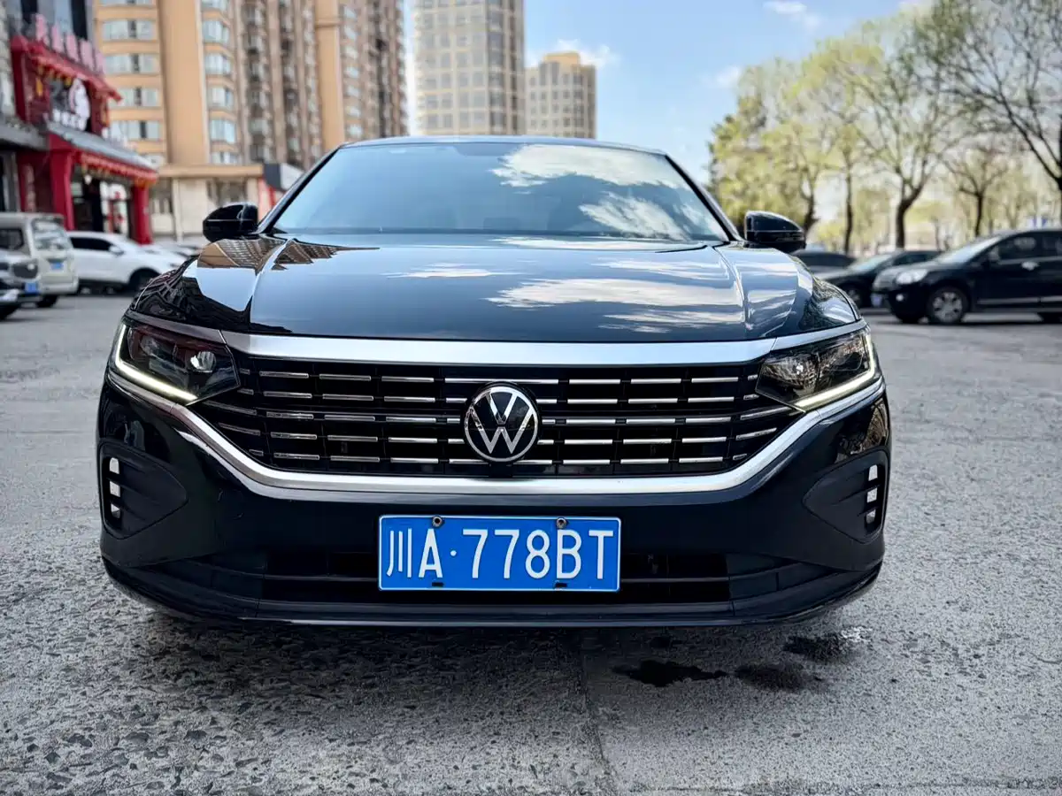 Volkswagen Passat 2022 280TSI Business Edition фото 2