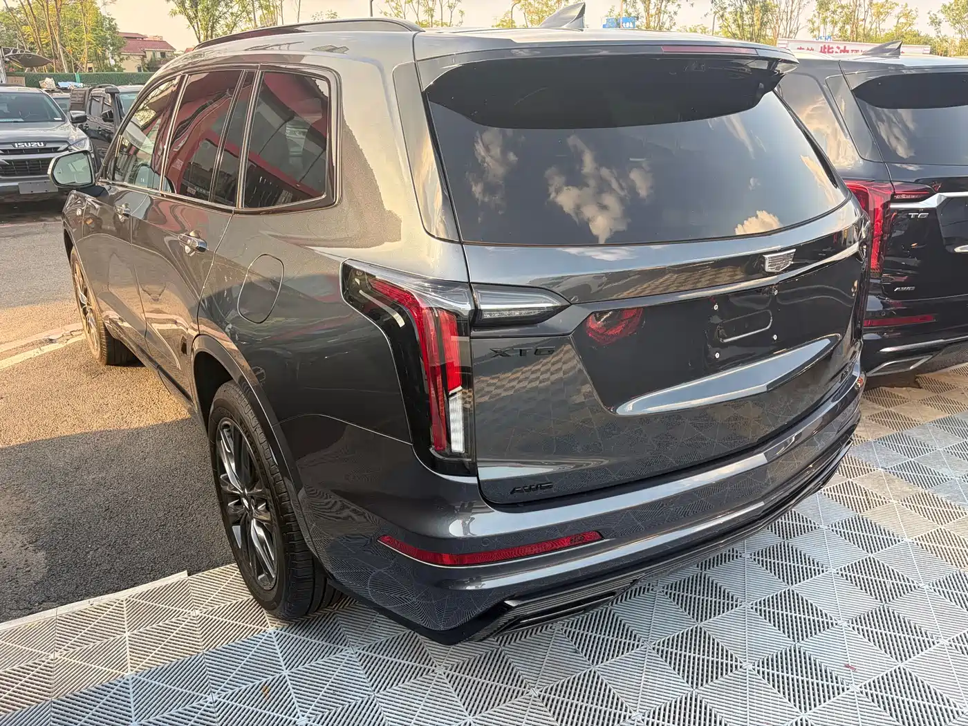 2025 Cadillac XT6