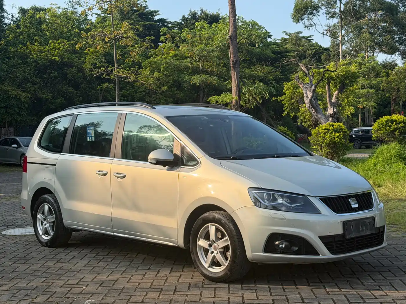 SEAT Alhambra 2014 2013 1.8TSI Luxury Euro V
