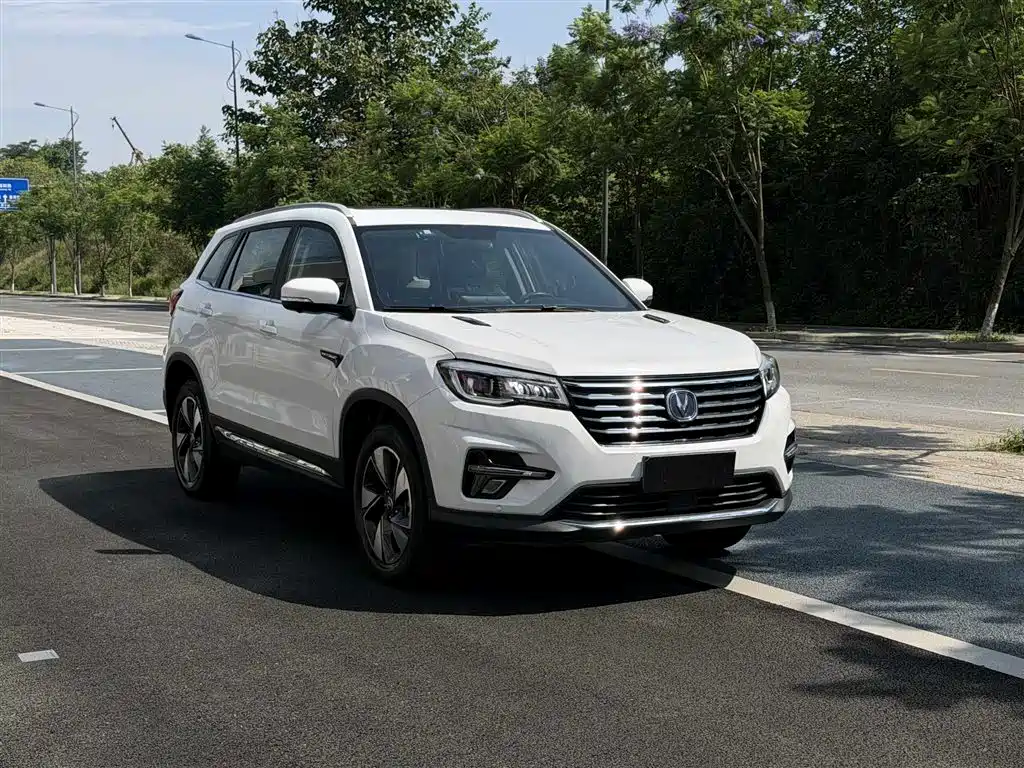 CHANGAN CS75