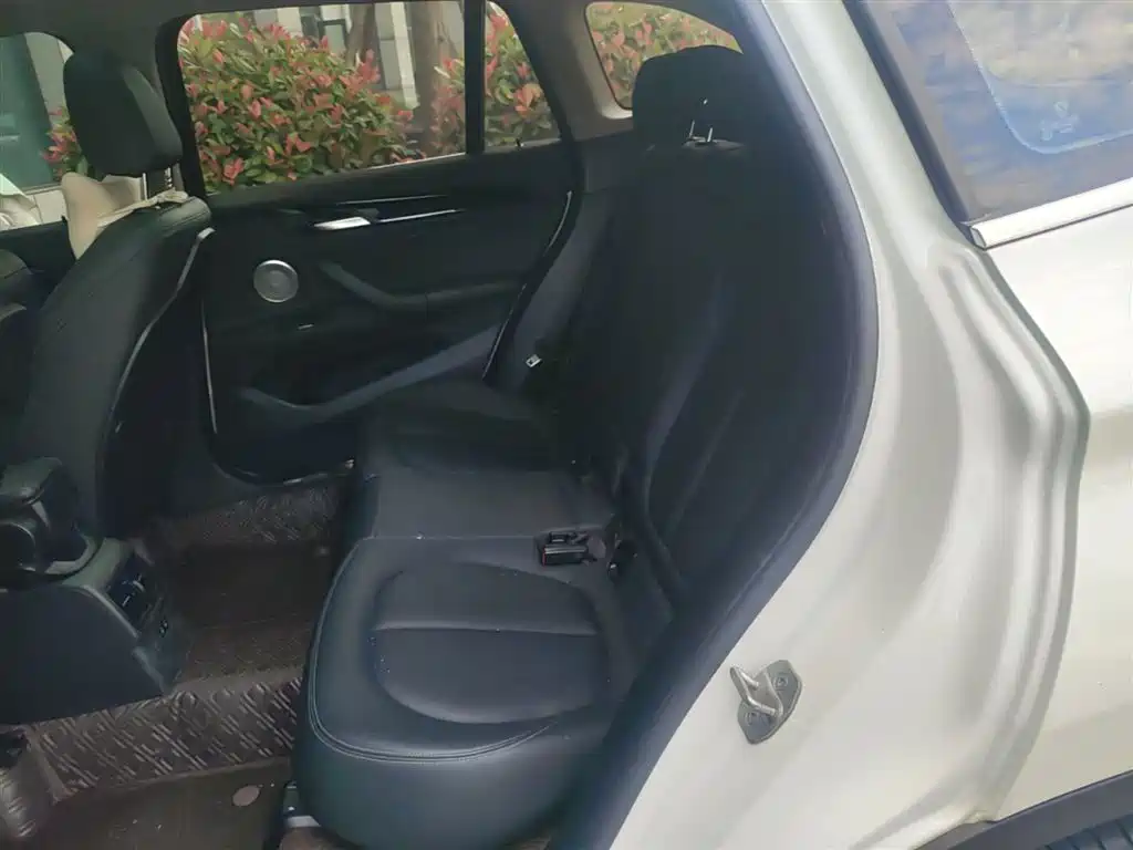 BMW X1 2021 Facelift sDrive25Li Leading фото 17