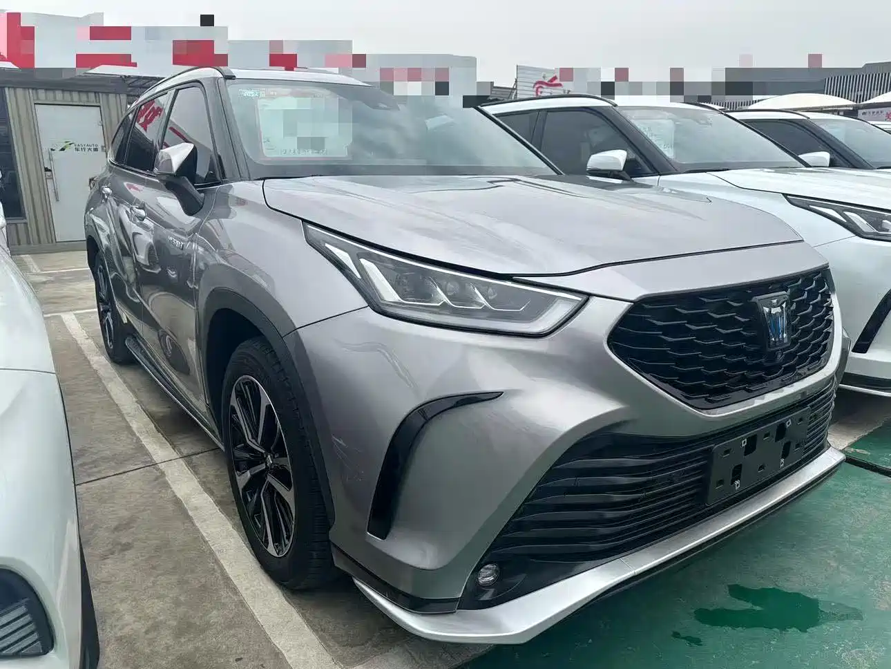 Toyota Crown Kluger 2021 2.5L HEV AWD Flagship Edition фото 3