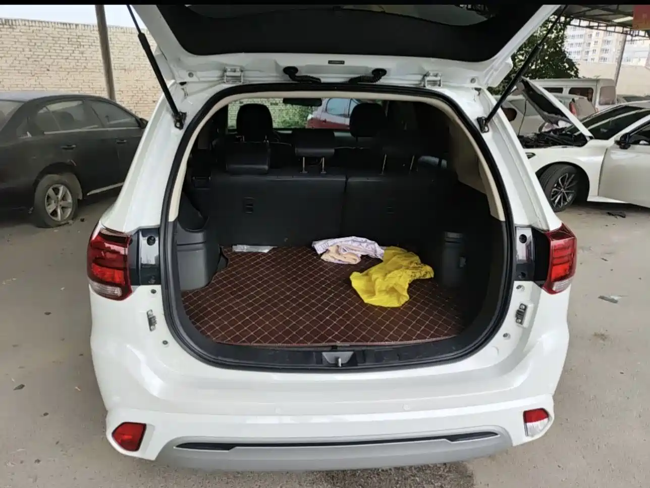 Mitsubishi Outlander 2022 2021 2.0L 2WD Smooth Ride Version 5-Seater