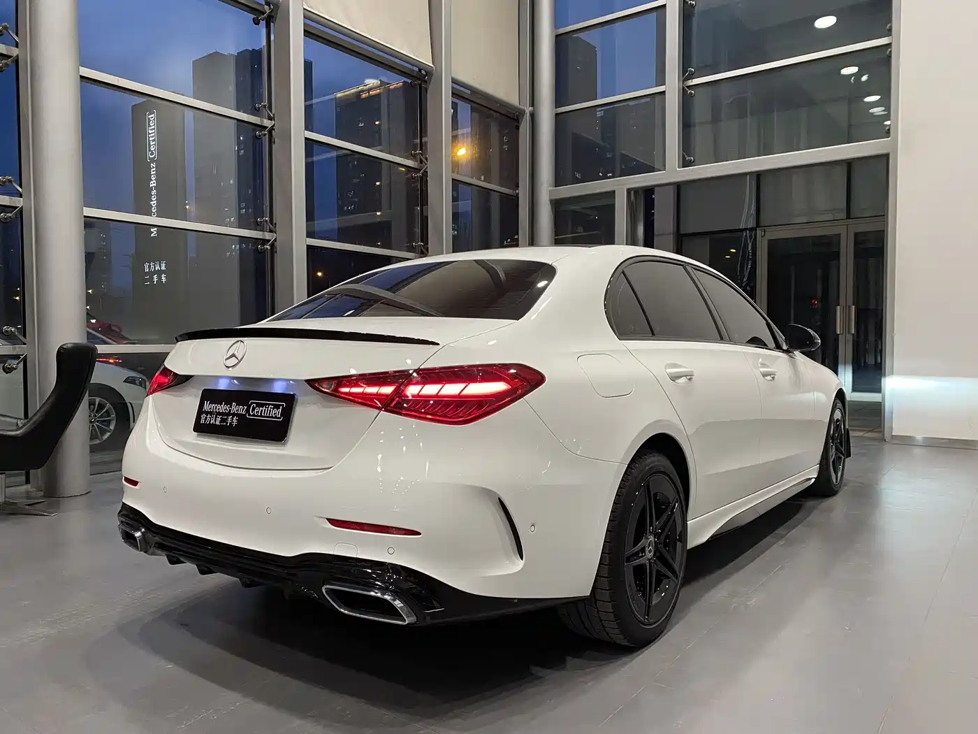 Mercedes-Benz C-Class 2023 Facelift II C 260 L Night Edition фото 18