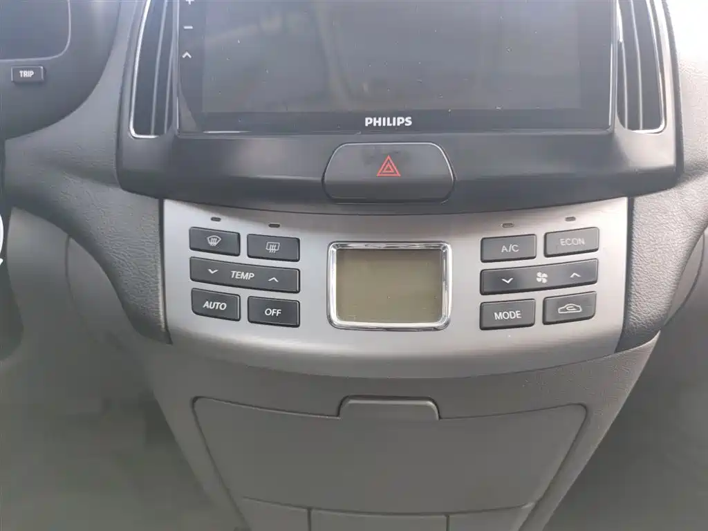 Hyundai Elantra 2011 1.6L Automatic Luxury фото 6