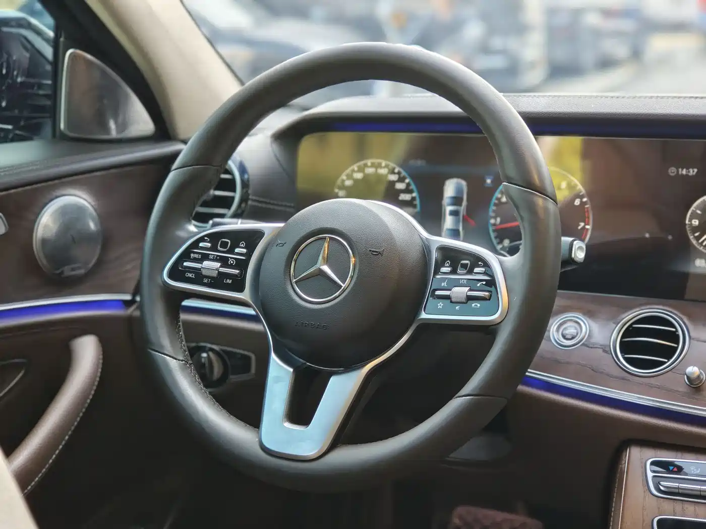 Mercedes-Benz E-Class 2020 Facelift E 300 L Fashion фото 13
