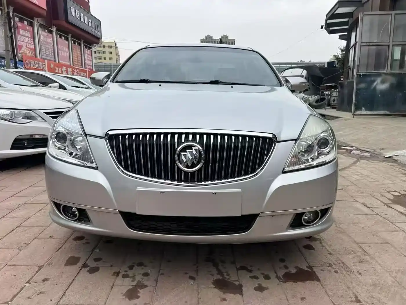 Buick Excelle 2011 1.6LX-AT фото 2