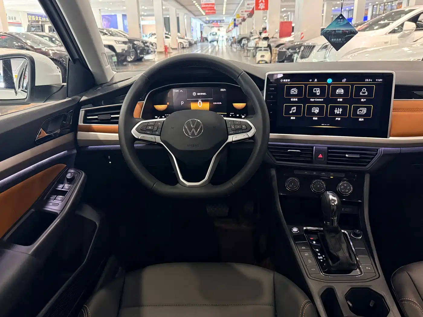 Volkswagen Bora 2024 280TSI DSG Comfort Ride Edition фото 12