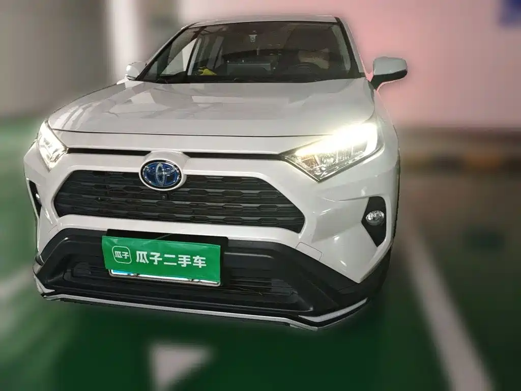 Photo 24 - Toyota RAV4 Rongfang