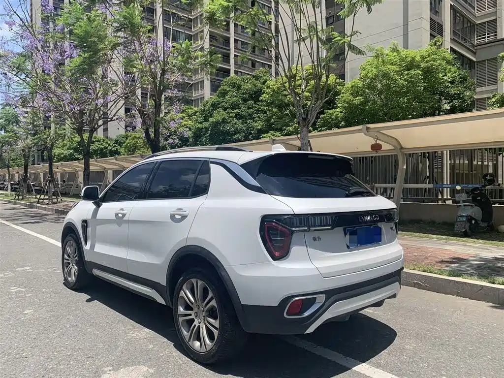 Lynk & Co 01 2019 2.0T 2WD Type Pro Version China V фото 5