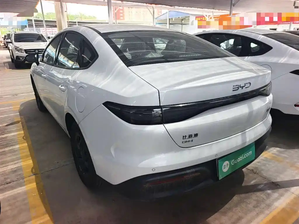 BYD Hai Bao 05 DM-i 2026 DM-i 128KM Luxury фото 5