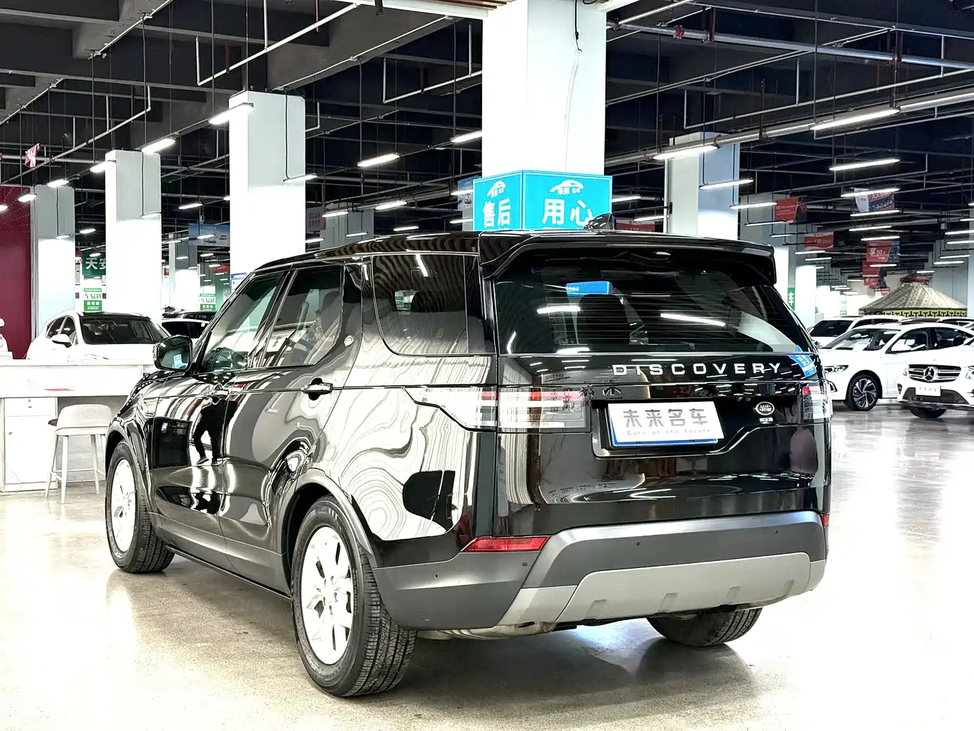 Land Rover Discovery 2019 3.0 SC V6 SE фото 14