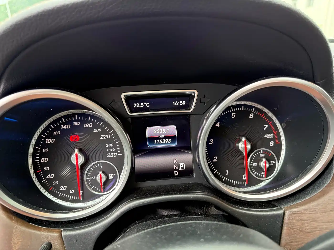 Mercedes-Benz GLS 2016 GLS 500 4MATIC фото 9
