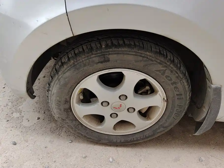 Wuling Motors Wuling Hongguang 2013 2013 1.5L Standard
