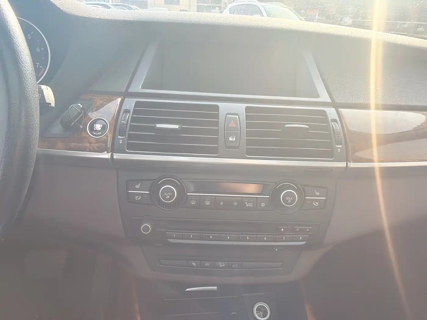 BMW X5 (Import) 2010 xDrive30i Luxury 10th Anniversary Edition фото 17