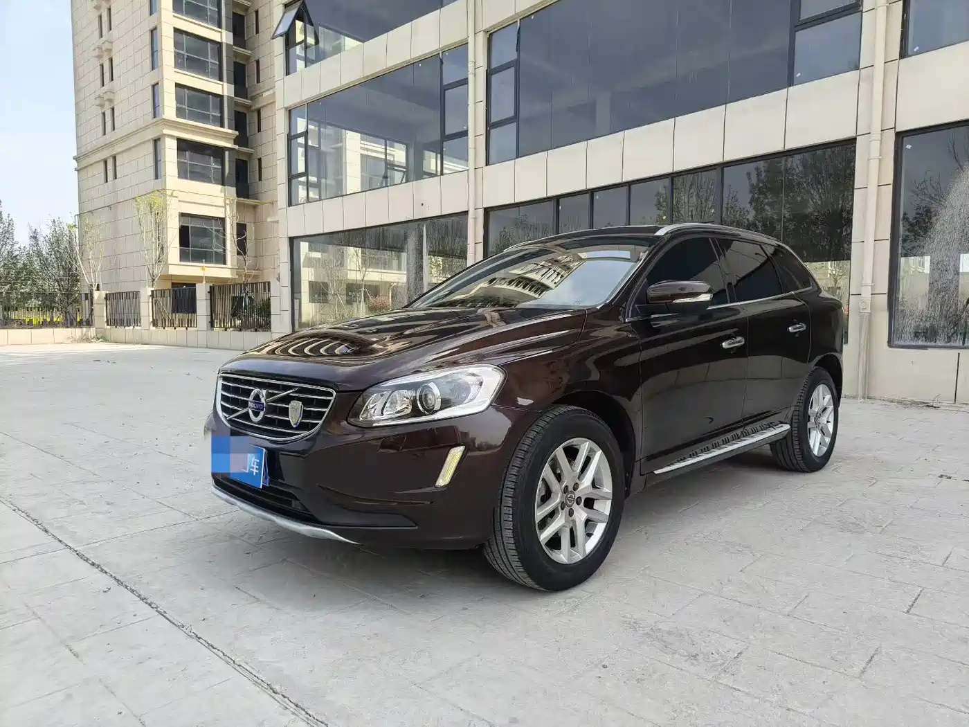VOLVO XC60