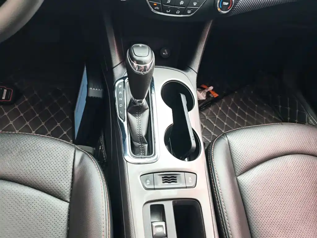 Chevrolet Cruze 2018 320 Automatic Pioneer Sunroof Edition фото 14