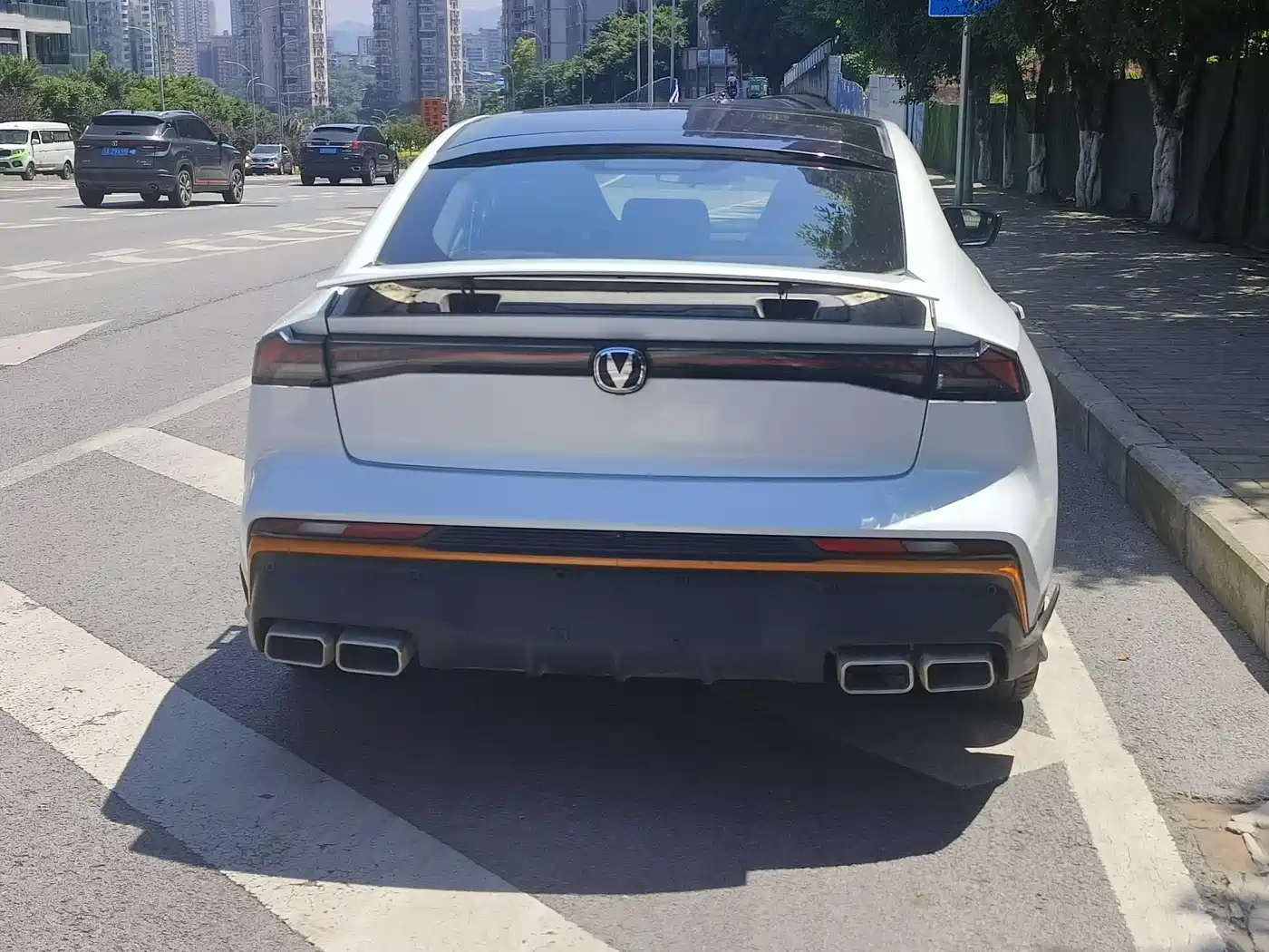 CHANGAN UNI-V