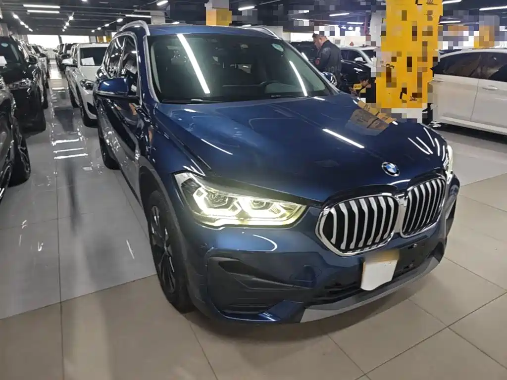 BMW X1 2021 Facelift sDrive20Li Fashion фото 4