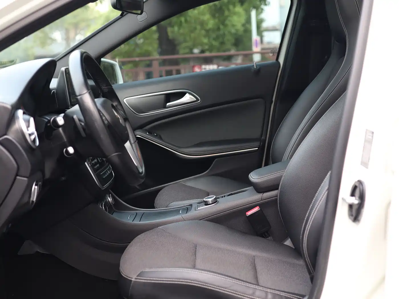 Mercedes-Benz A-Class (Import) 2015 A 180 фото 17