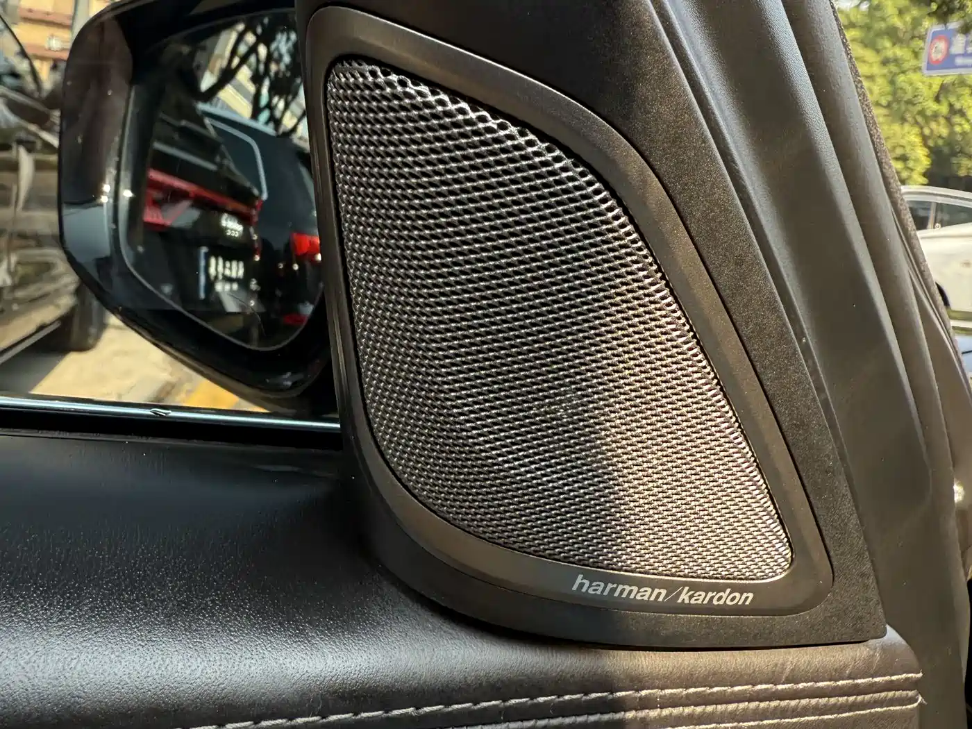 BMW 7 Series 2021 Model 740Li Leading M Sport Package фото 13
