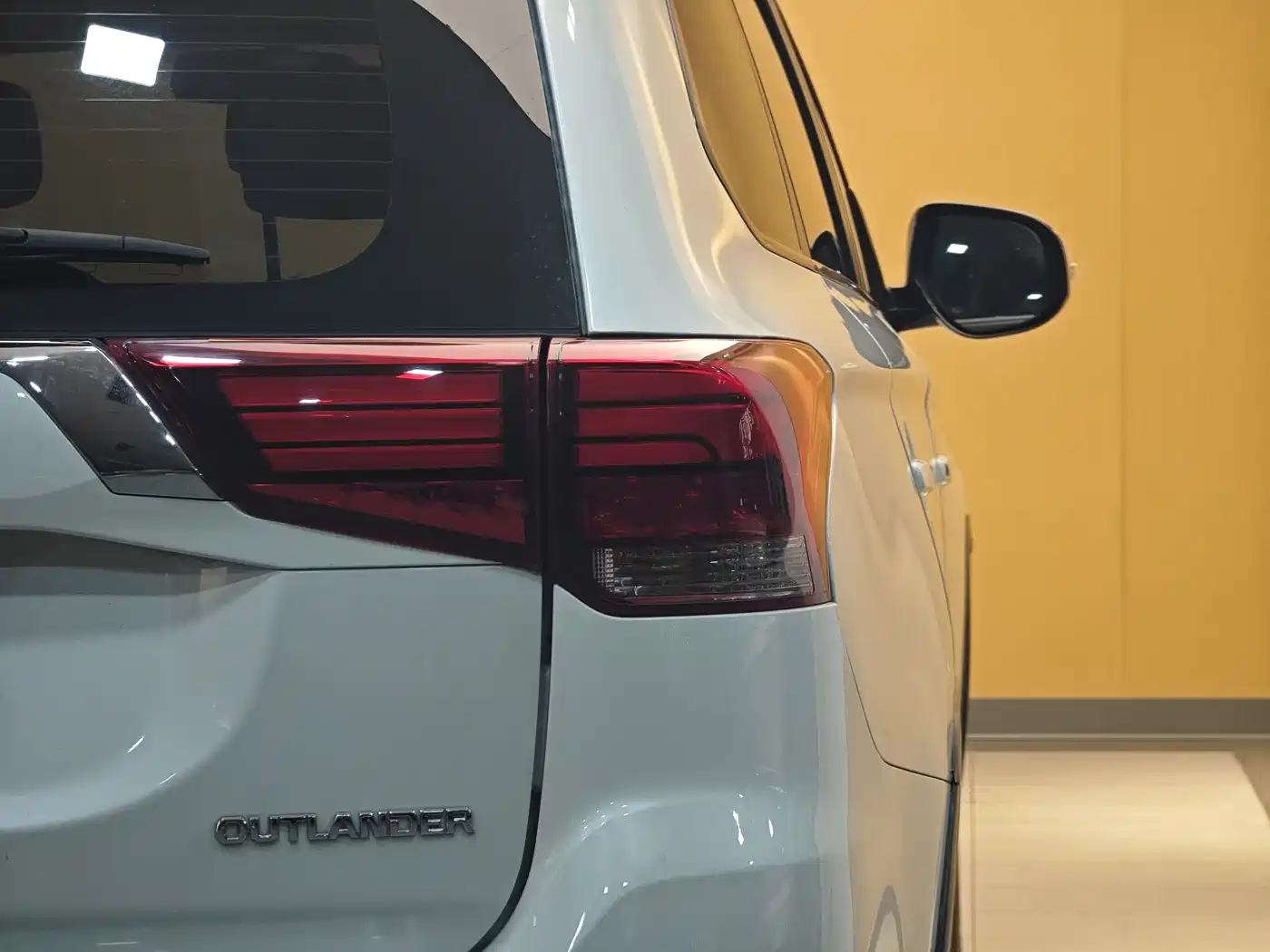 Mitsubishi Outlander 2019 2.0L 2WD Enjoy 5-Seater China VI фото 27