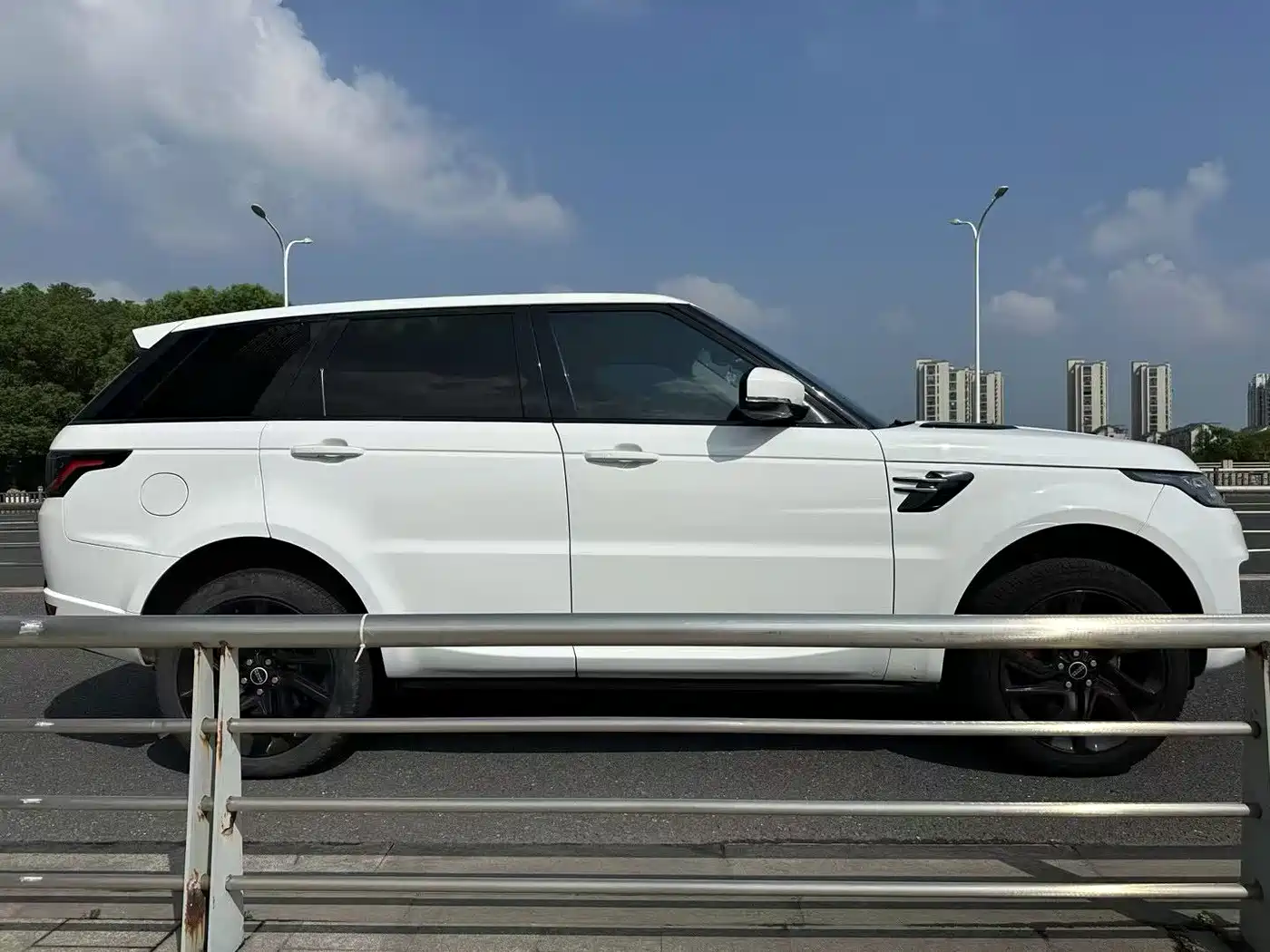 Фото 9 - Land Rover Range Rover Sport