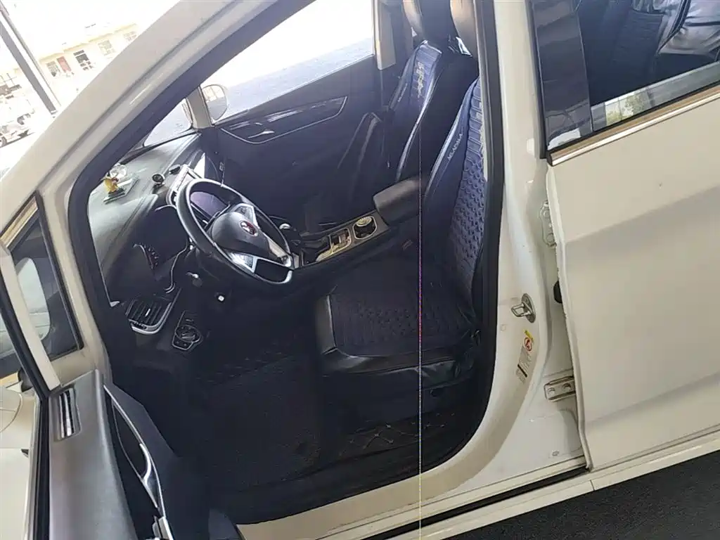BYD Song MAX 2017 1.5T Auto Smart Connect Premium 7-seater фото 15