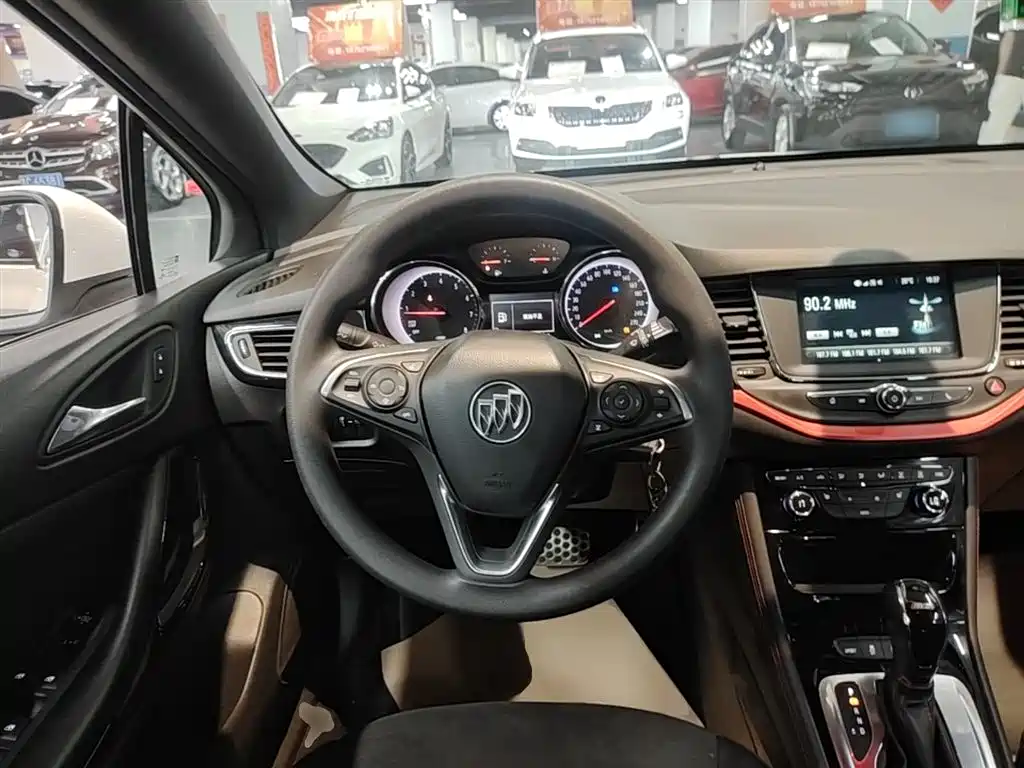 Buick Verano 2018 Hatchback GS 20T Dual Clutch Leading фото 11