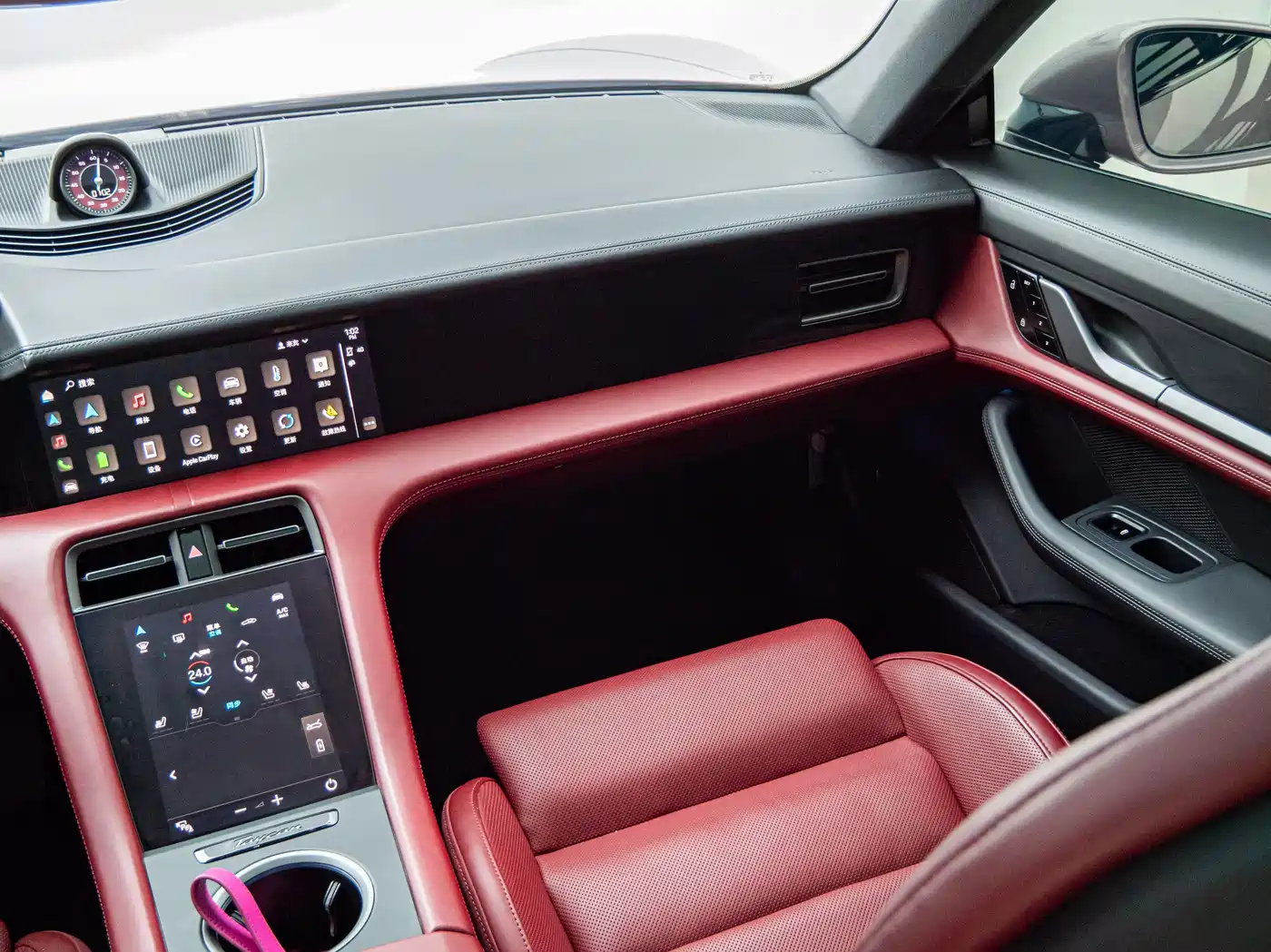 Porsche Taycan 2020 Taycan фото 26