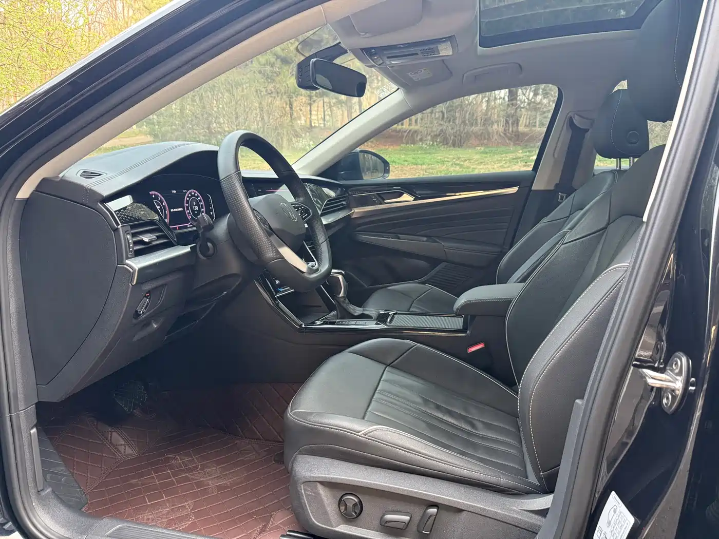Volkswagen Passat 2023 Facelift 330TSI Starlight Elite Edition фото 5