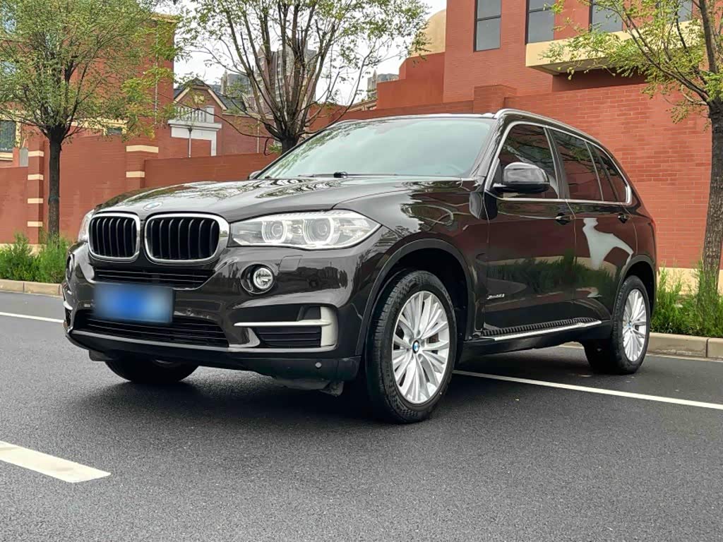 BMW X5 (Import)