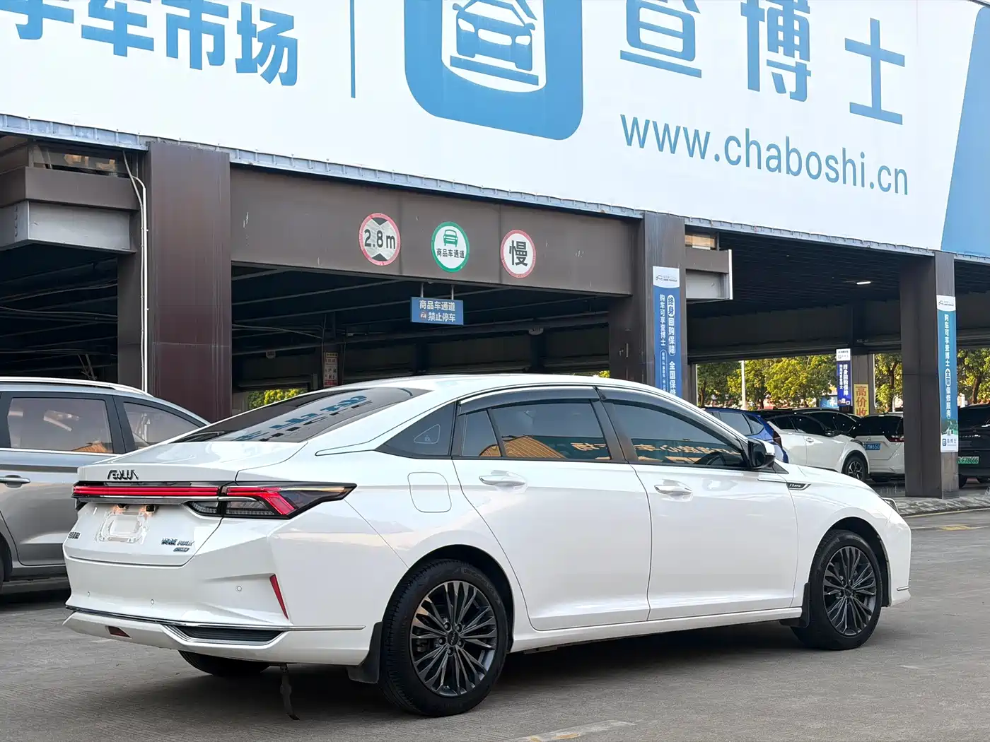 Dongfeng Aeolus Yixuan MAX 2022 2021 1.5T Super Cool Dad Edition