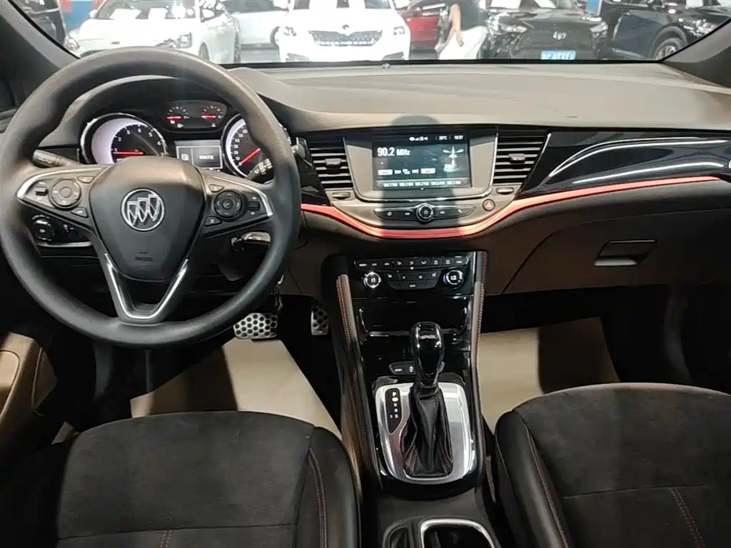 Buick Verano 2018 Hatchback GS 20T Dual Clutch Leading фото 13