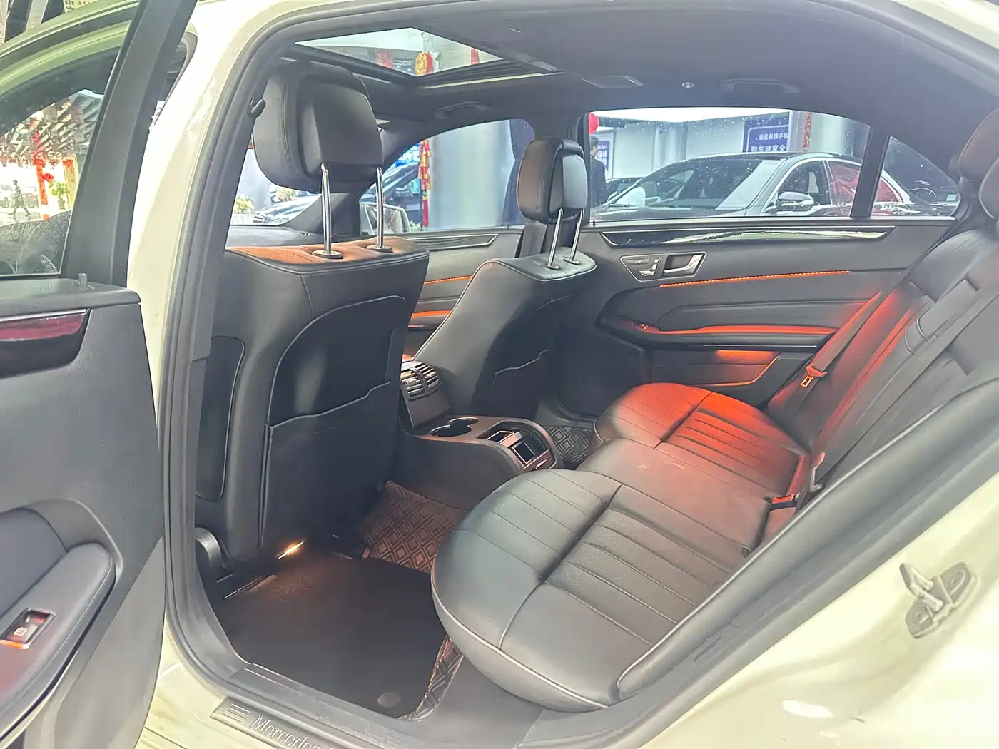 Mercedes-Benz E-Class 2015 Facelift E 200 L фото 6