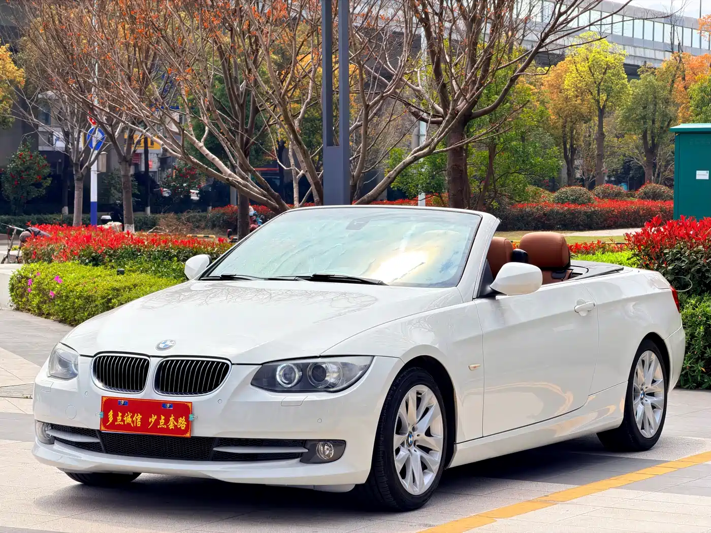 BMW 3 Series (Import) 2011 330i Convertible Coupe фото 4