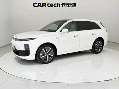 Li Auto L6