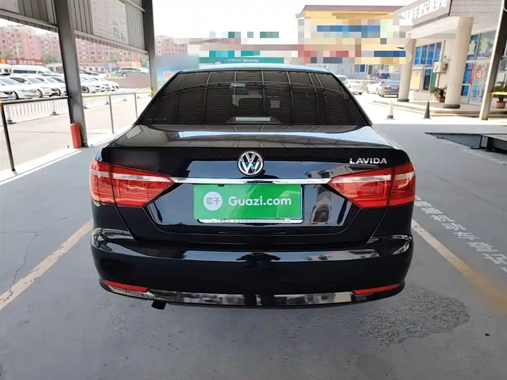 Volkswagen Lavida 2013 Facelift Classic 1.6L Automatic Trend фото 6