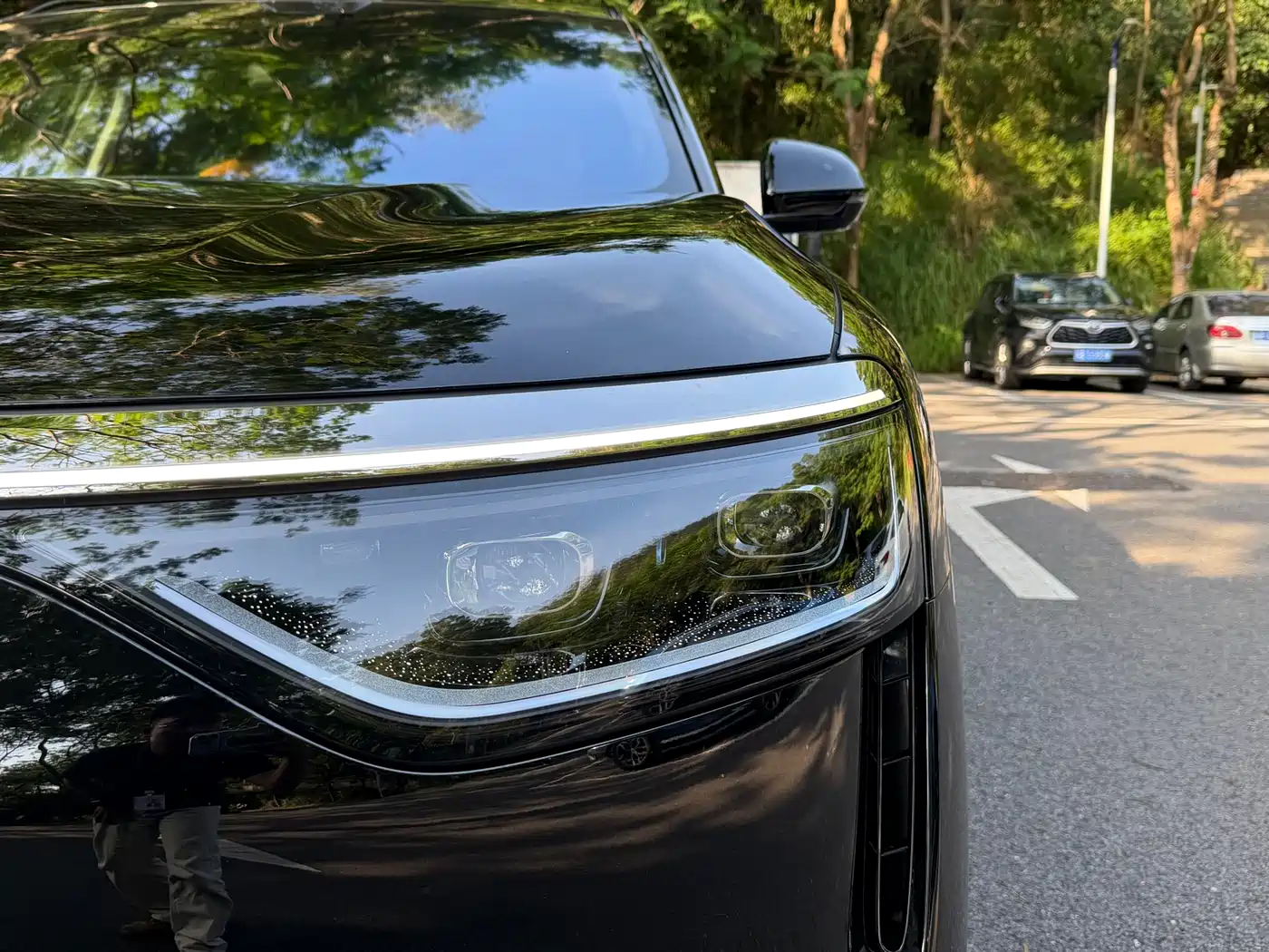 AITO Wenjie AITO M8 2025 Model Extended Range Max+ Edition 53.4kWh 6-Seater фото 7