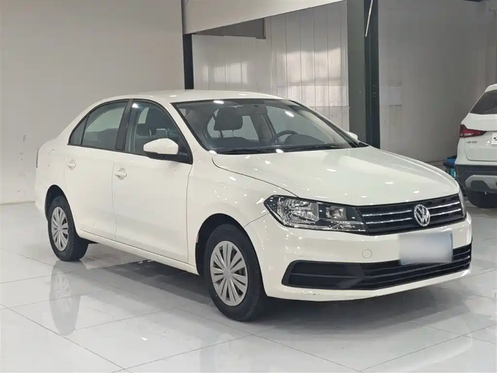 VOLKSWAGEN SANTANA