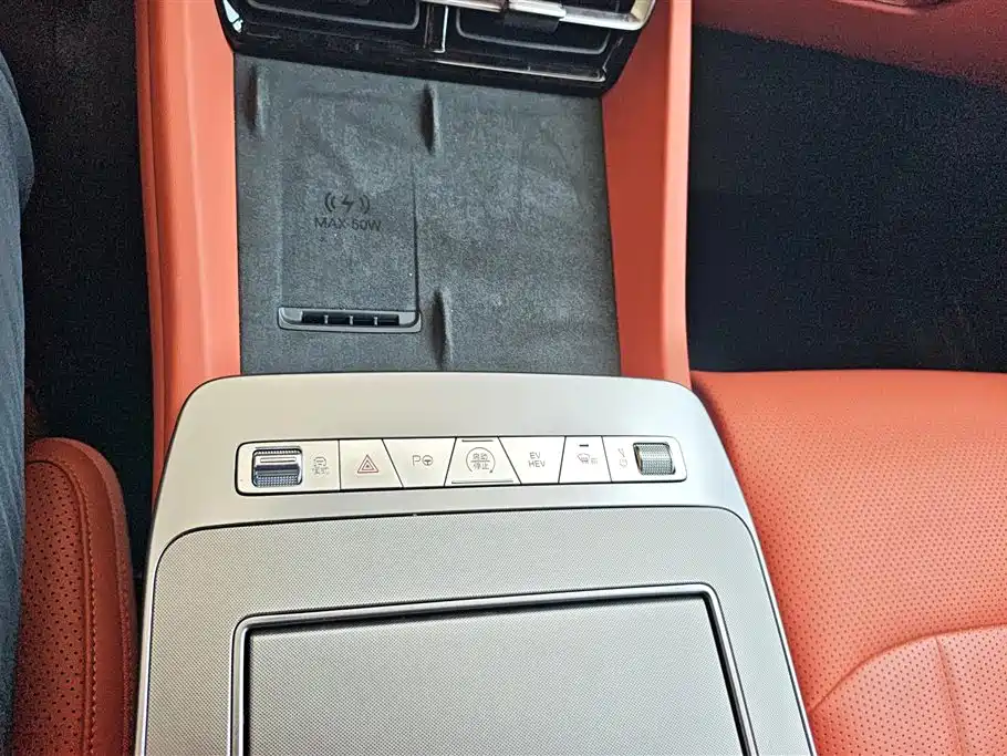 BYD Tang L 2025 DM 175KM Drone Player Edition фото 16