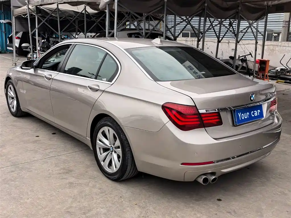 BMW 7 Series 2013 Model 730Li Leading фото 6