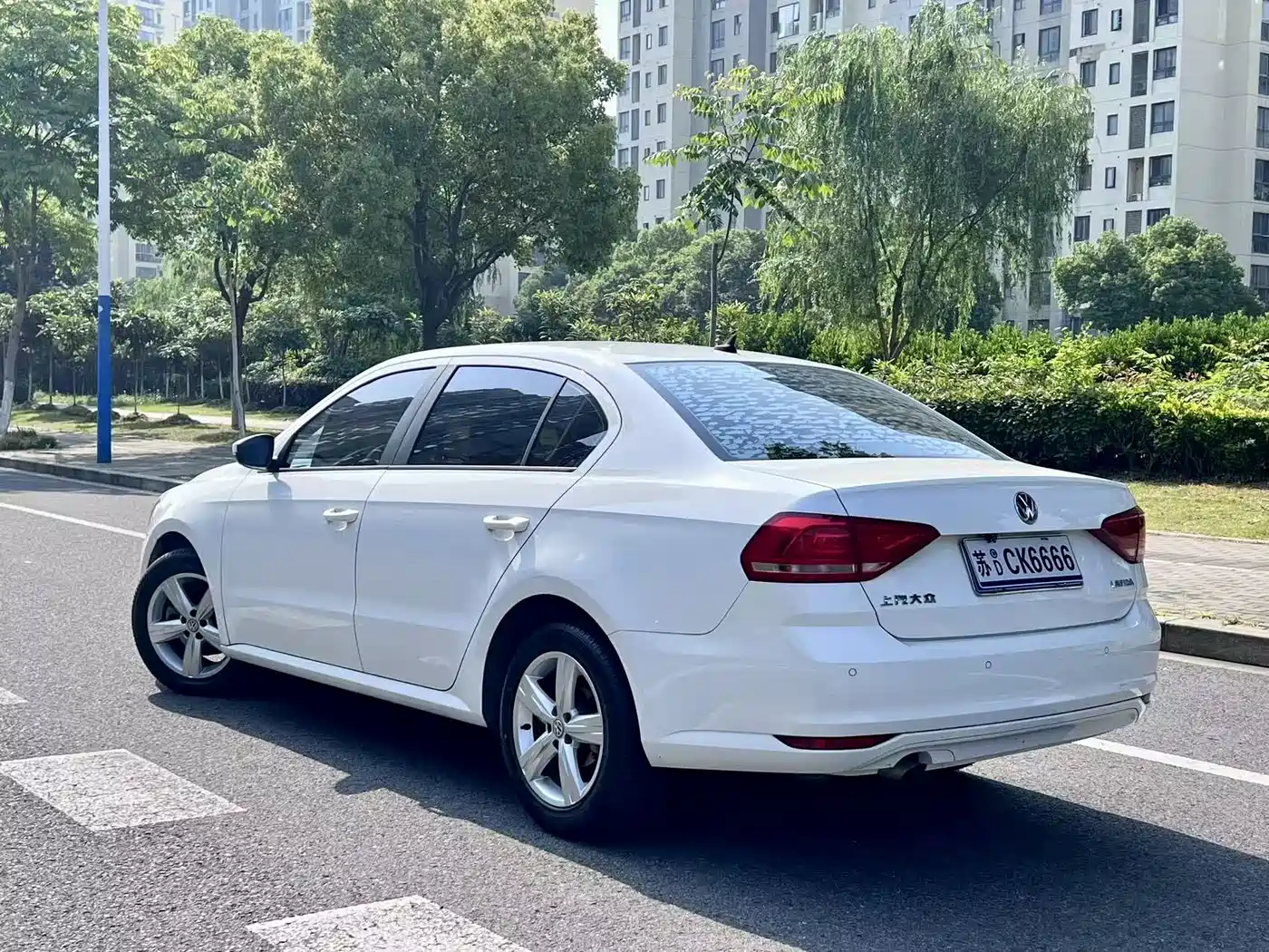 Volkswagen Lavida 2017 1.6L Automatic Trend Edition фото 7