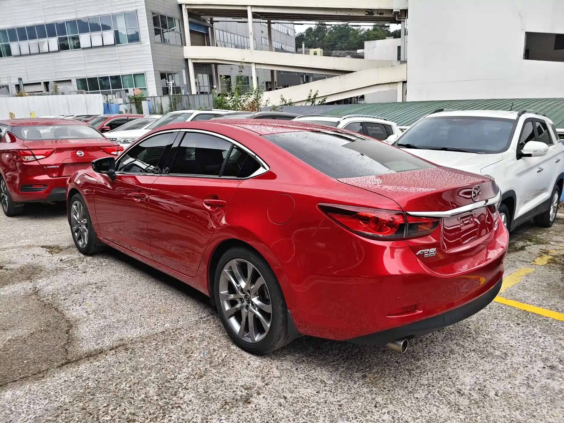 Фото 9 - Mazda Atenza