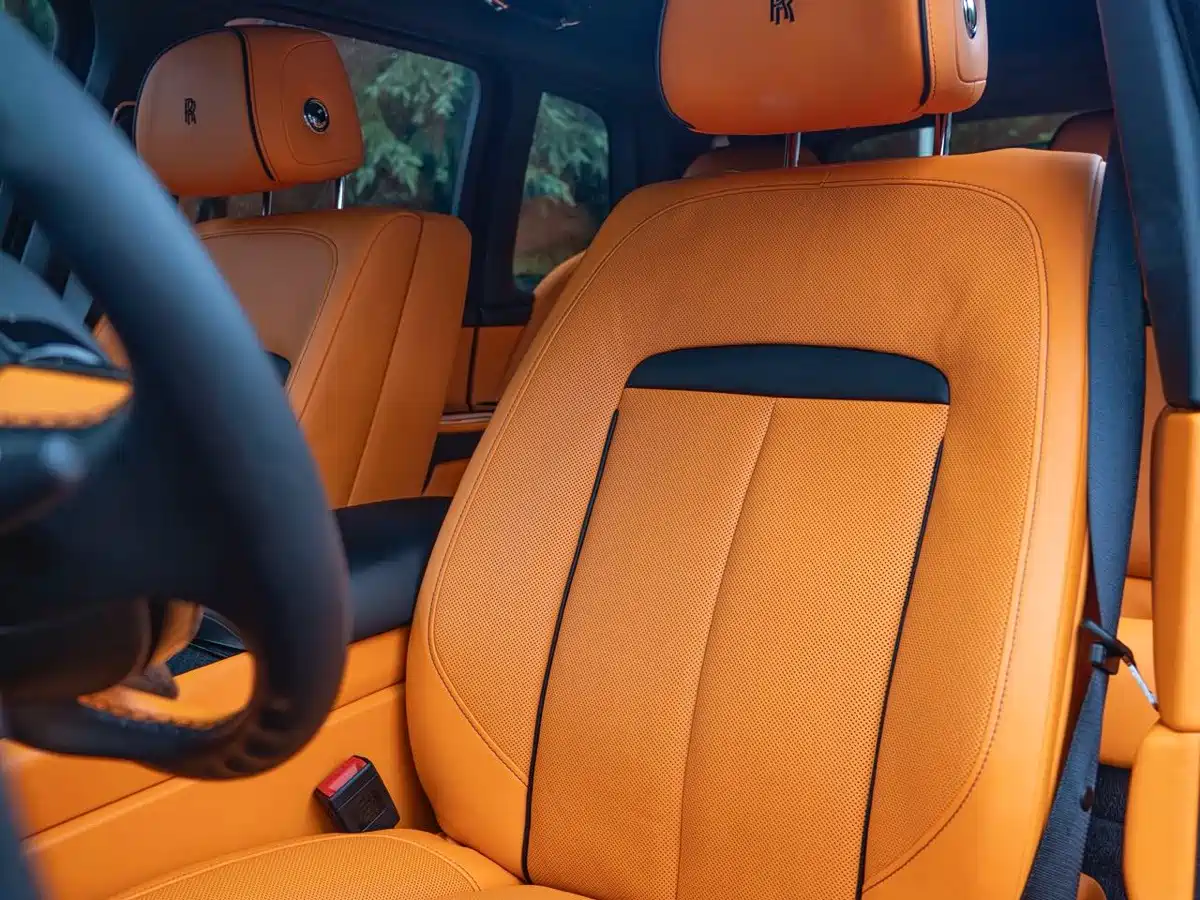 Rolls-Royce Cullinan 2026 2024 5-Seater