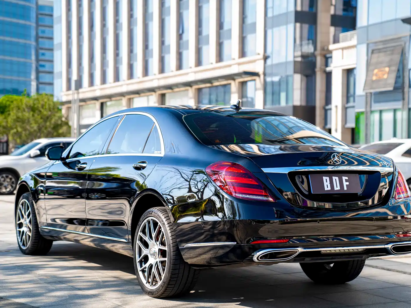 Mercedes-Benz S-Class 2020 S 350 L Premium Edition Collector's Version фото 7