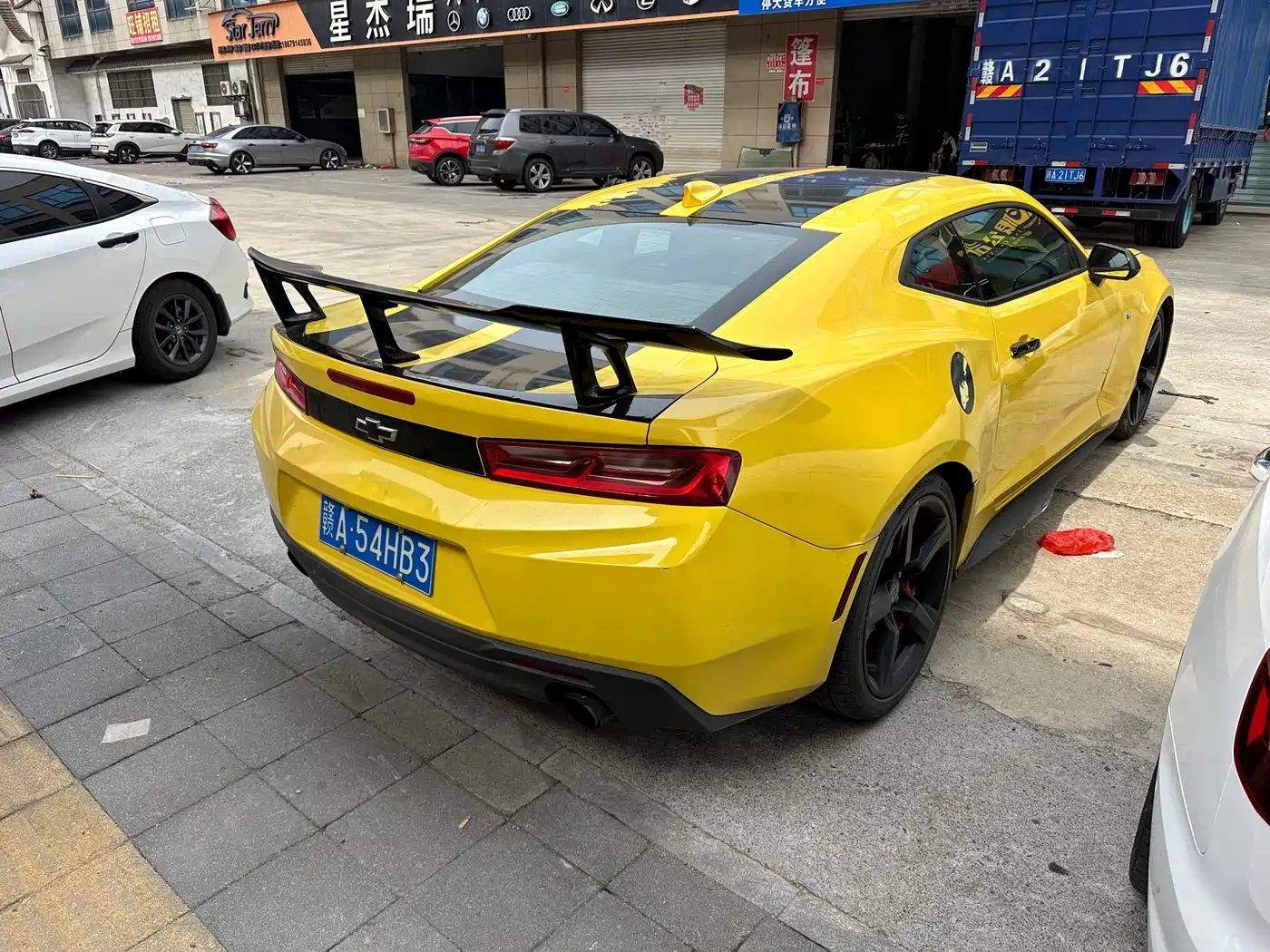Chevrolet Camaro фото 3